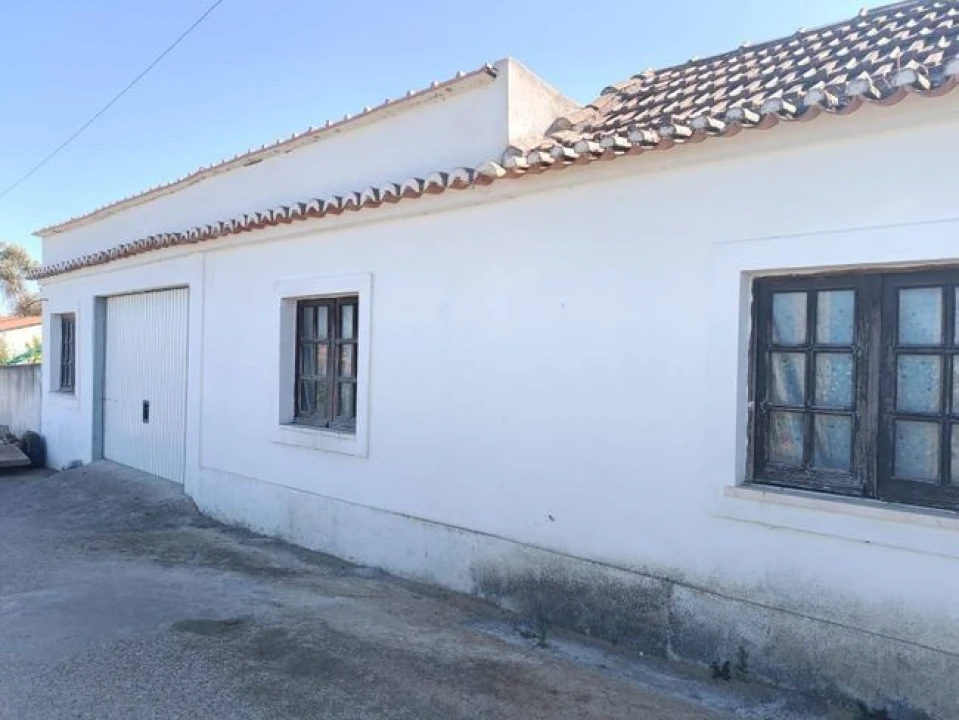 Moradia T2 para Venda em Ventosa Foto 6