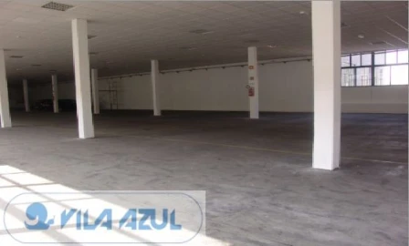 Armazém para Arrendamento em Paranhos