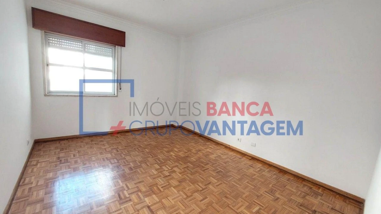 Apartamento T2 para Venda em Algueirão-Mem Martins Foto 13