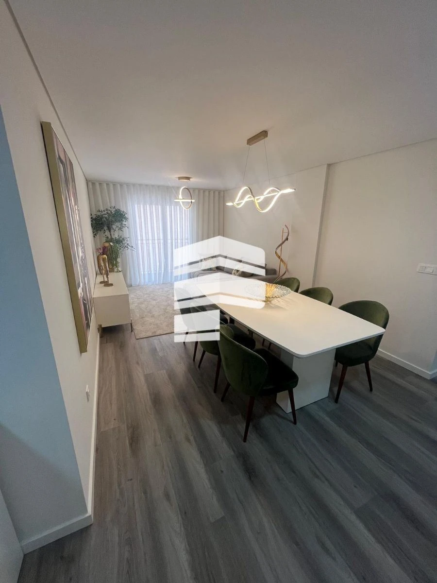 Apartamento T3 para Venda em Funchal (Se) Foto 2