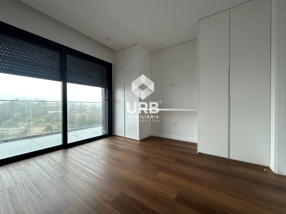 Apartamento T2 para Venda em Ferreiros e Gondizalves Foto 15