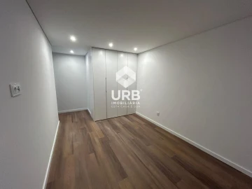 Apartamento T2 para Venda em Ferreiros e Gondizalves