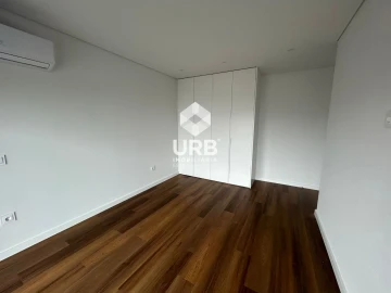 Apartamento T2 para Venda em Ferreiros e Gondizalves