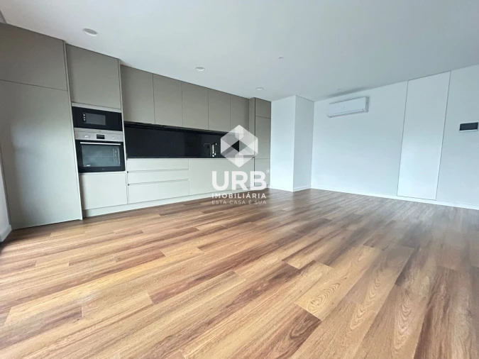 Apartamento T2 para Venda em Ferreiros e Gondizalves Foto 2