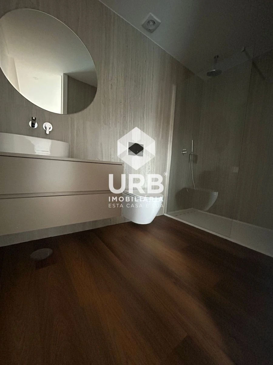 Apartamento T2 para Venda em Ferreiros e Gondizalves Foto 13