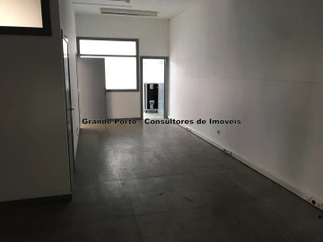 Armazém para Venda em Paranhos