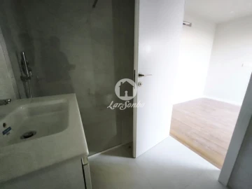 Apartamento T4 para Venda em Arcozelo