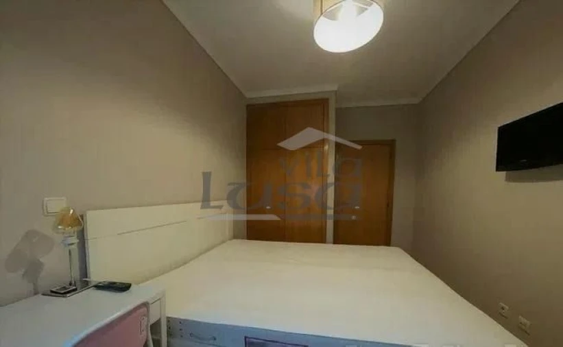 Apartamento T2 para Arrendamento em Fânzeres e São Pedro da Cova Foto 16