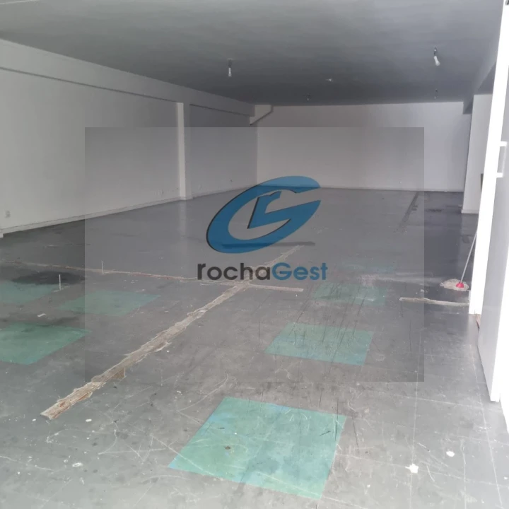 Loja para Arrendamento em Mafamude e Vilar do Paraíso Foto 6