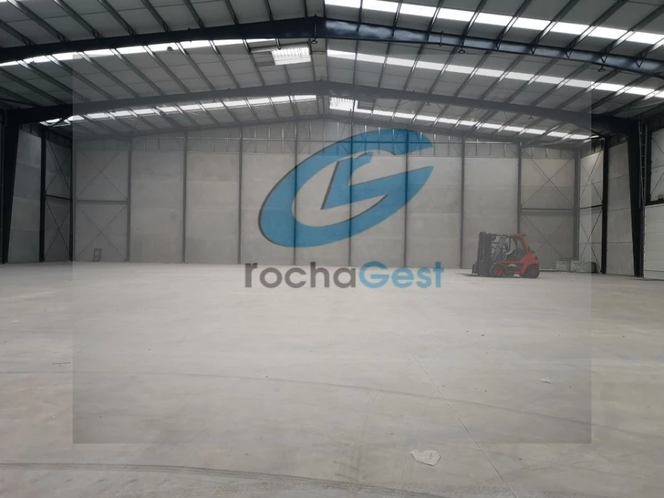 Armazém para Arrendamento em Lourosa Foto 7