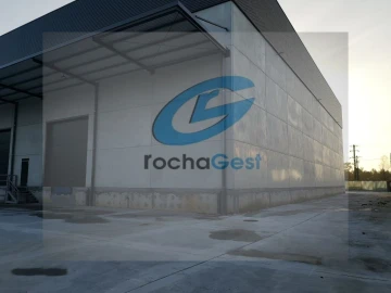 Armazém para Arrendamento em Lourosa
