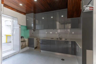 Moradia T3 para Venda em Alburitel