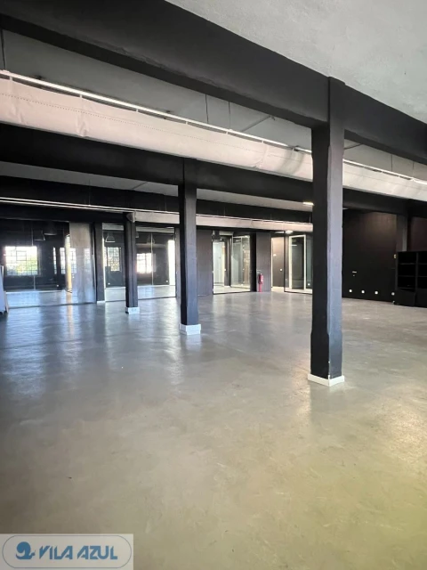 Armazém para Arrendamento em Paranhos