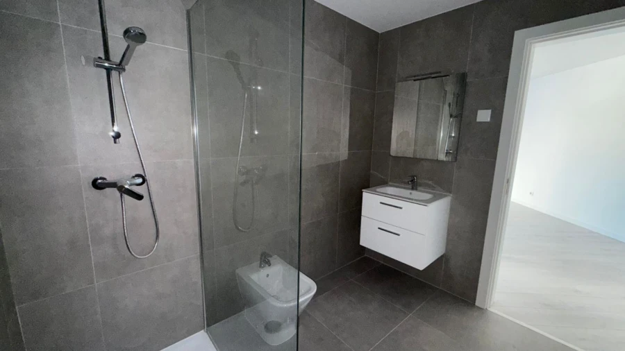 Apartamento T0 para Venda em Buarcos Foto 17