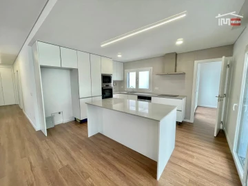 Moradia T3 para Venda em Fernao Ferro