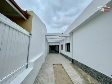 Moradia T3 para Venda em Fernao Ferro