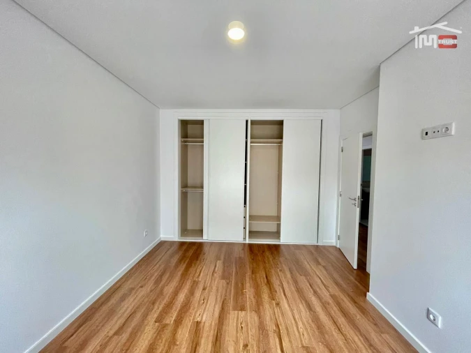 Moradia T3 para Venda em Fernao Ferro Foto 32
