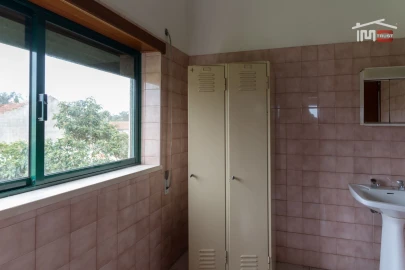 Negócio para Venda em São Mamede