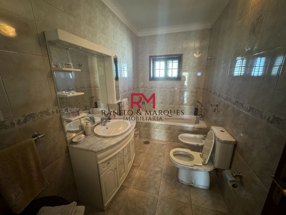 Moradia T3 para Venda em Campo e Sobrado Foto 10