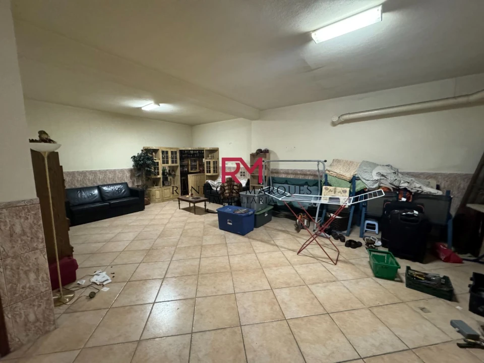 Moradia T3 para Venda em Campo e Sobrado Foto 16