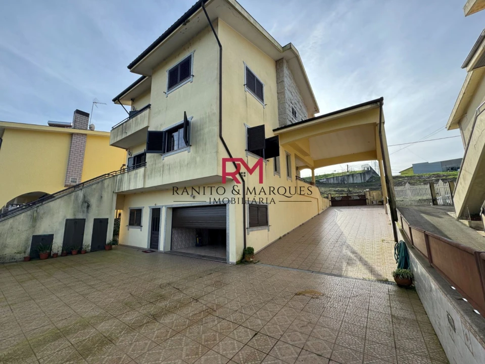 Moradia T3 para Venda em Campo e Sobrado Foto 19