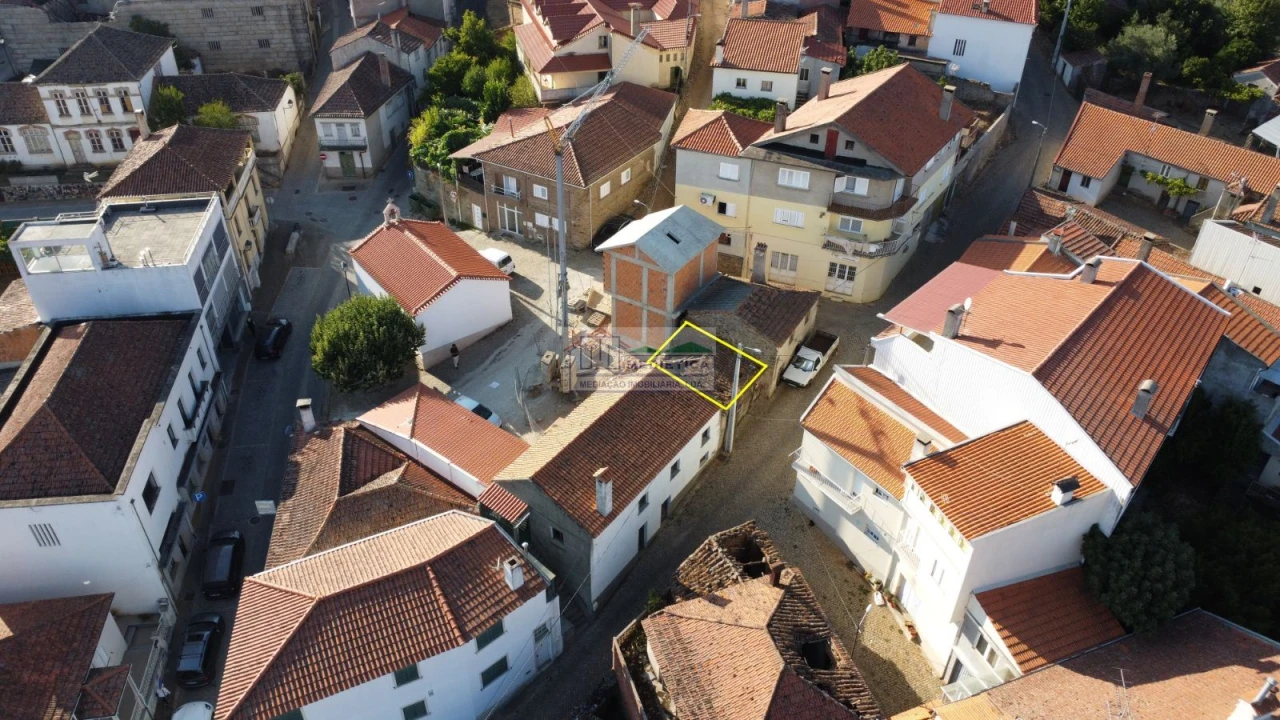 Moradia T1 para Venda em Alfandega da Fe Foto 9