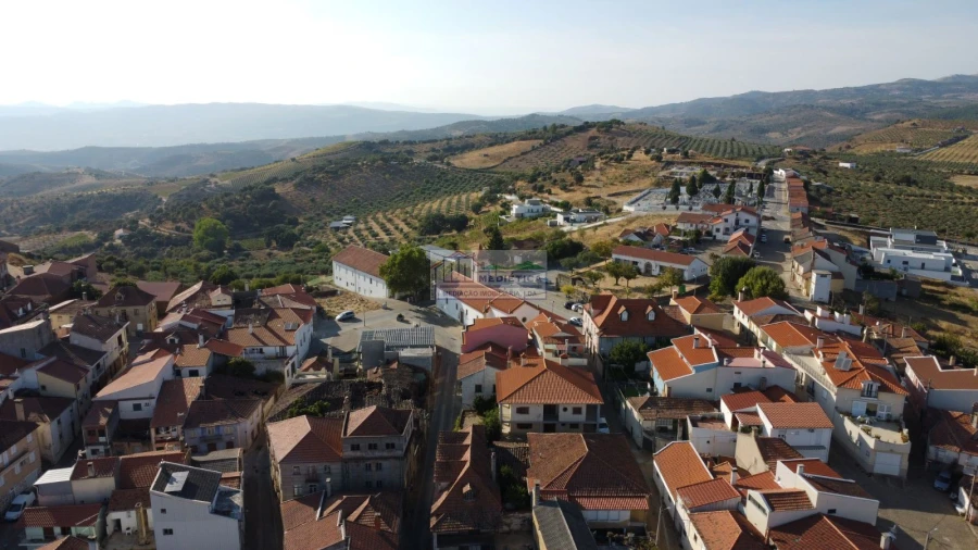 Moradia T1 para Venda em Alfandega da Fe Foto 17