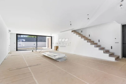 Moradia T4 para Venda em Turiz