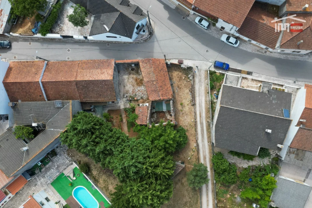 Moradia T0 para Venda em Minde Foto 17