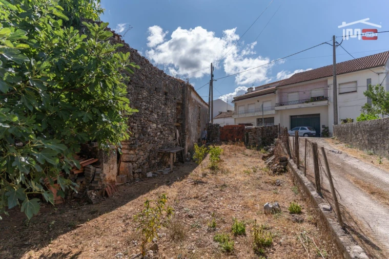 Moradia T0 para Venda em Minde Foto 11