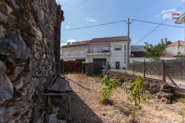 Moradia T0 para Venda em Minde Foto 26