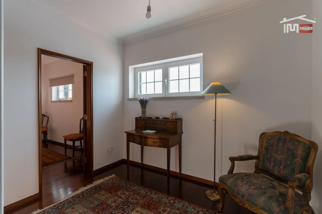 Moradia T4 para Venda em São João Baptista e Santa Maria dos Olivais Foto 23