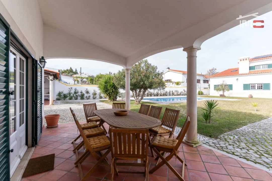 Moradia T4 para Venda em São João Baptista e Santa Maria dos Olivais Foto 33