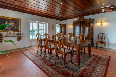 Moradia T4 para Venda em São João Baptista e Santa Maria dos Olivais