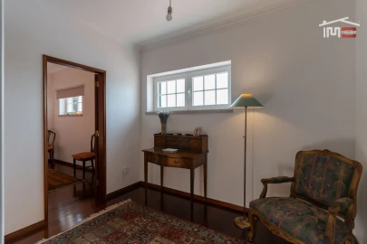 Moradia T4 para Venda em São João Baptista e Santa Maria dos Olivais