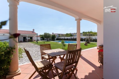 Moradia T4 para Venda em São João Baptista e Santa Maria dos Olivais