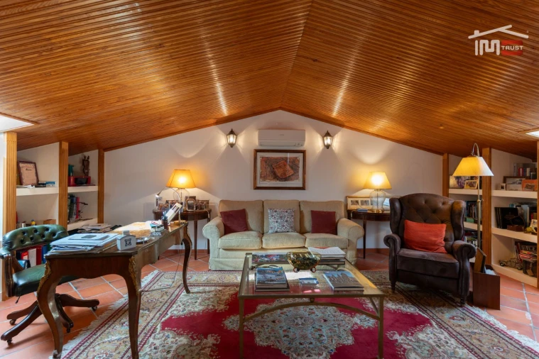 Moradia T4 para Venda em São João Baptista e Santa Maria dos Olivais Foto 22