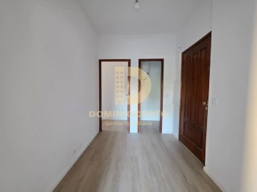 Apartamento T2 para Venda em Baguim do Monte (Rio Tinto)