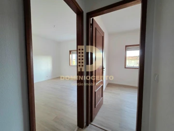 Apartamento T2 para Venda em Baguim do Monte (Rio Tinto)