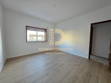 Apartamento T2 para Venda em Baguim do Monte (Rio Tinto)