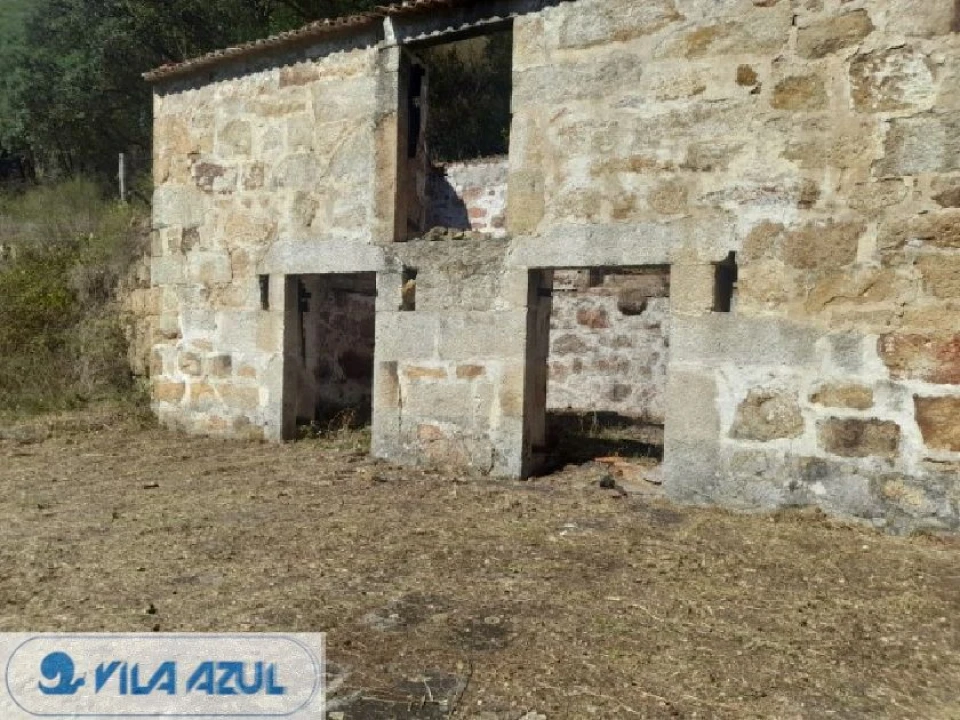 Negócio para Venda em Penhalonga e Paços de Gaiolo Foto 11
