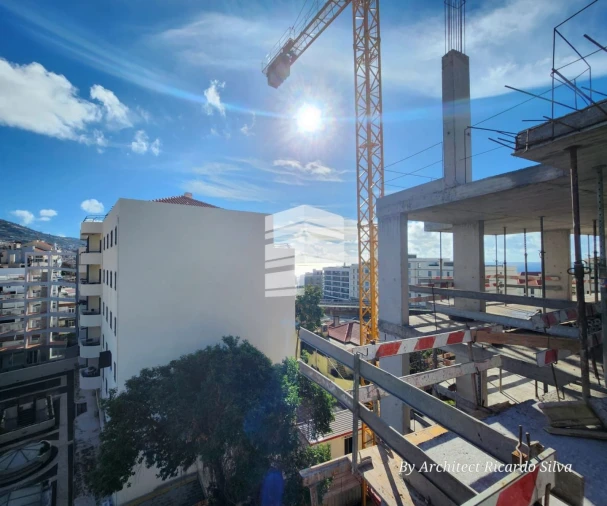Apartamento T2 para Venda em Funchal (Santa Luzia) Foto 16