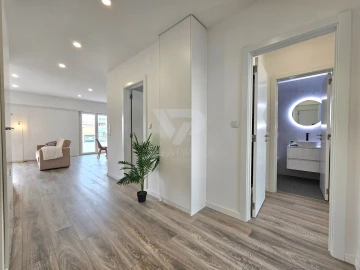 Apartamento T3 para Venda em Benfica