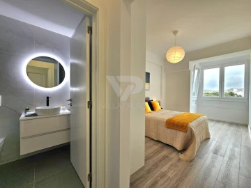 Apartamento T3 para Venda em Benfica