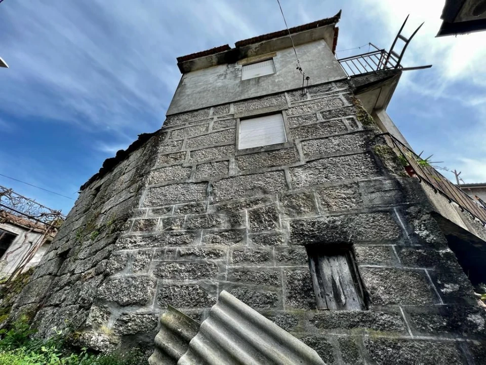 Moradia T2 para Venda em Ansiães Foto 4