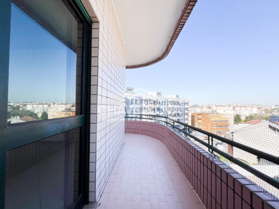 Apartamento T2 para Venda em Rio Tinto Foto 1