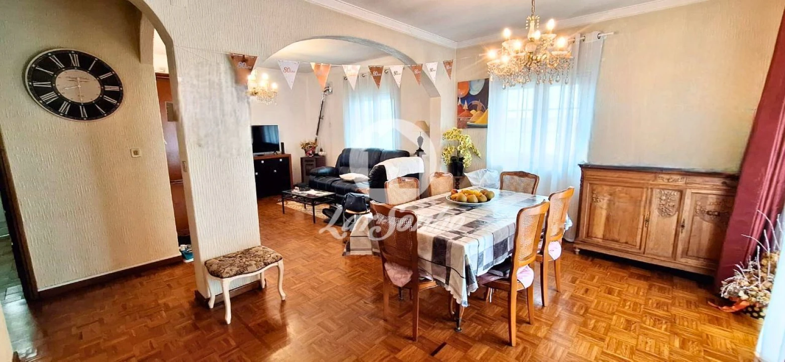 Moradia T5 para Venda em Aguçadoura e Navais Foto 1