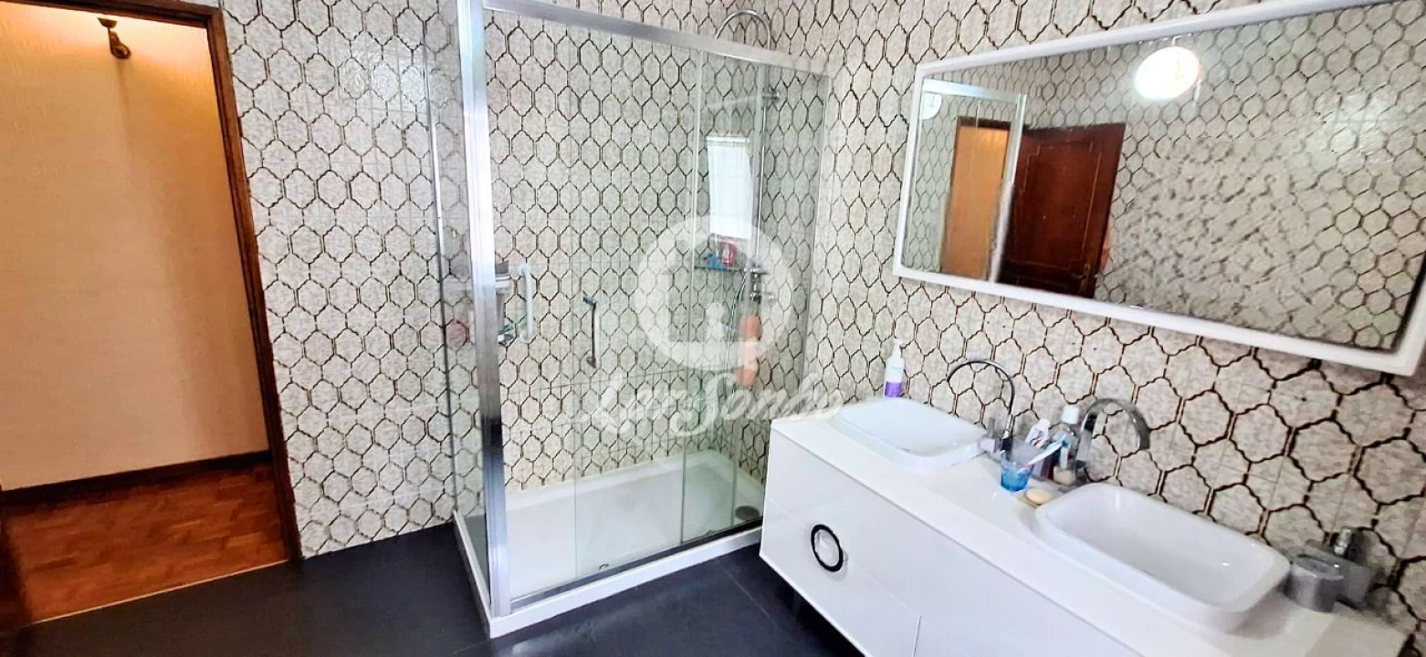 Moradia T5 para Venda em Aguçadoura e Navais Foto 8