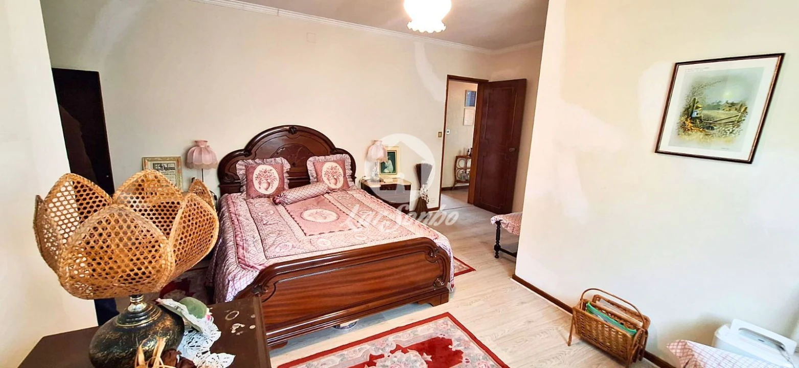 Moradia T5 para Venda em Aguçadoura e Navais Foto 10