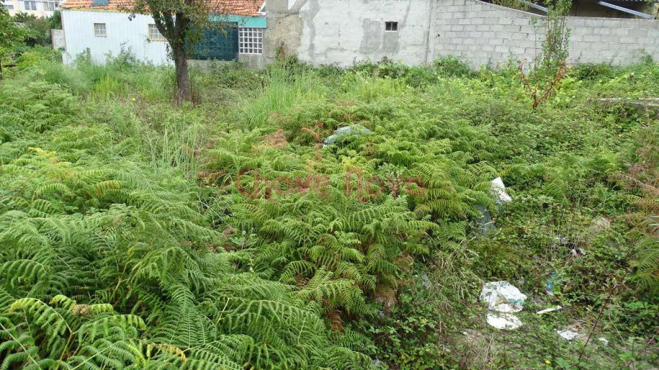 Terreno para Venda em Arcozelo Foto 1